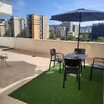 Hidden Gem, Modern 2Bedroom, Amazing Terrace-Free Parking-Your Home Away From Home