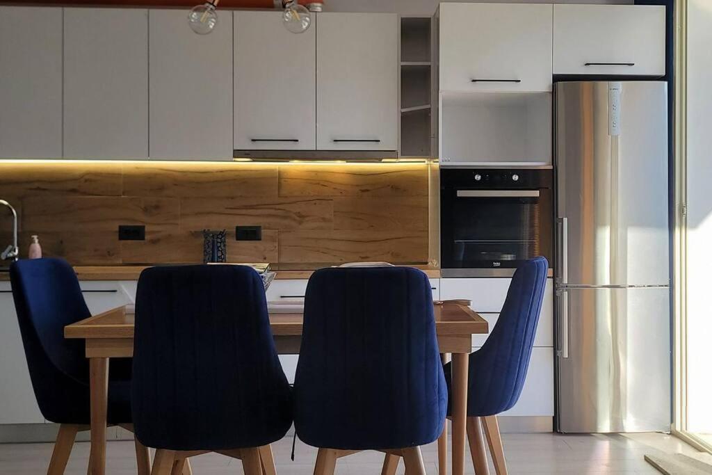 Appartamento Hidden Gem, Modern 2bedroom, Amazing Terrace-free Parking-your Away From *