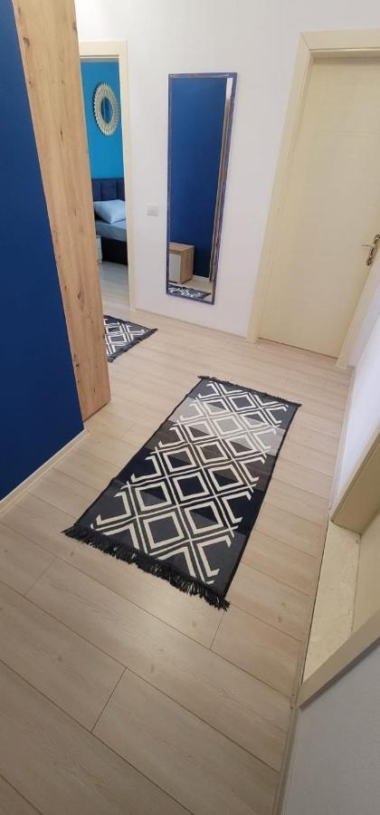 Hidden Gem, Modern 2bedroom, Amazing Terrace-free Parking-your Away From Appartamento